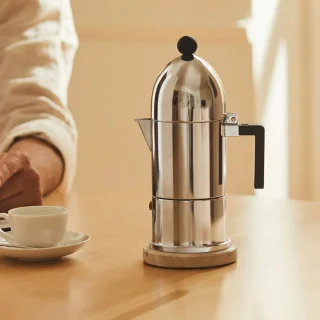 Cafetera de aluminio fundido La Cupola Alessi