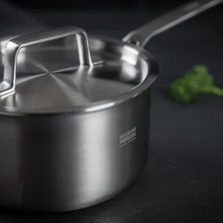 Cazo con tapa de acero inoxidable 5 capas Fiveply Kuhn Rikon