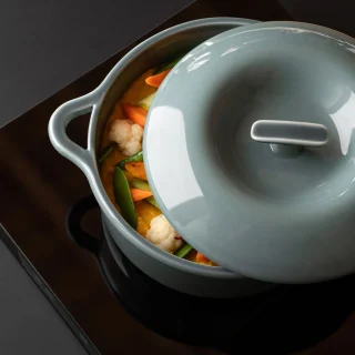 Cocotte de porcelana redonda Bombance Revol