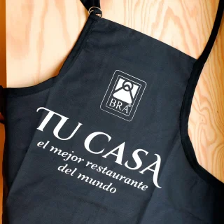Delantal TU CASA EL MEJOR RESTAURANTE de Bra