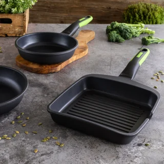 Grill antiadherente con rayas Experta Monix