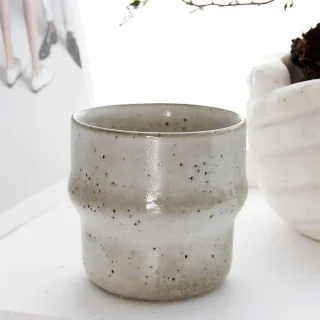 Vaso cerámico y Taza Mug Lake House Doctor