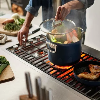 Olla cerámica con asas plegables Space Joseph Joseph