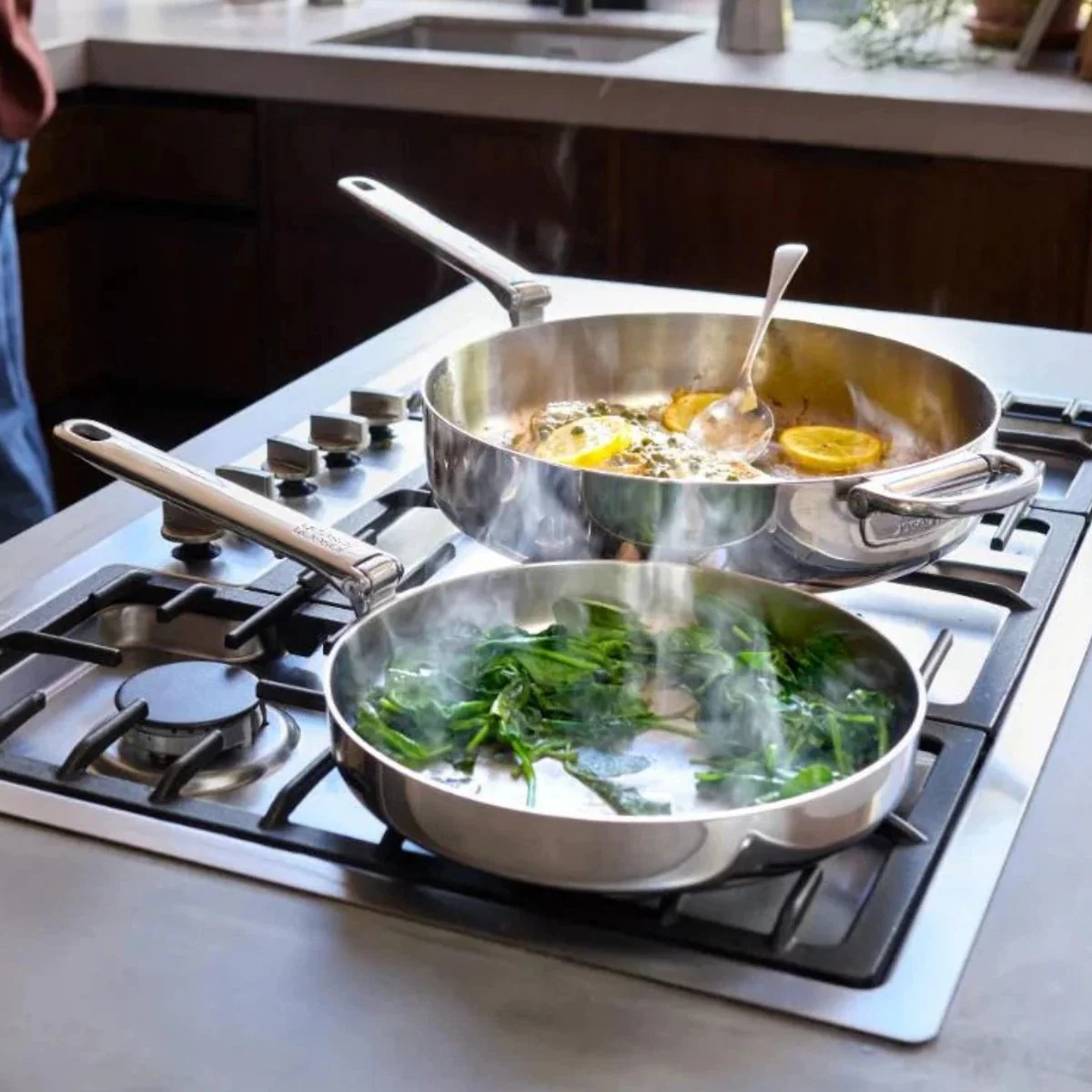 Sartén de acero inoxidable tricapa y con mango plegable Space Steel Joseph Joseph