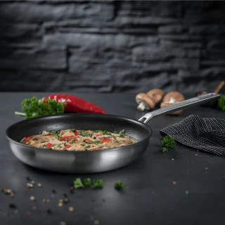 Sartén de acero inoxidable con antiadherente FivePly Kuhn Rikon