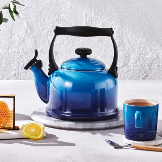 Tetera Tradición Le Creuset 2,10l