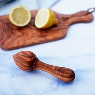 Exprimelimones de madera de olivo Bérard