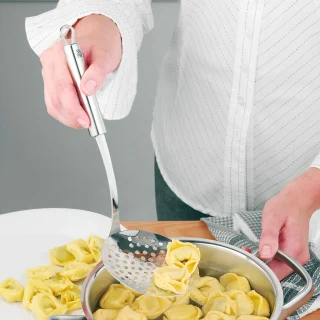 Espumadera de acero inoxidable 30cm WMF Profi Plus