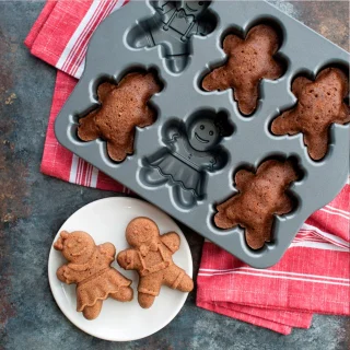 Molde aluminio Gingerbread Kids Nordic Ware