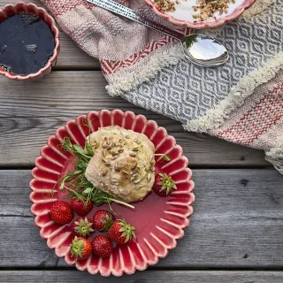 Plato cerámico Hulda Affari of Sweden