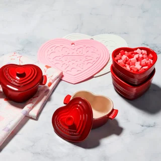 Salvamanteles corazón Le Creuset